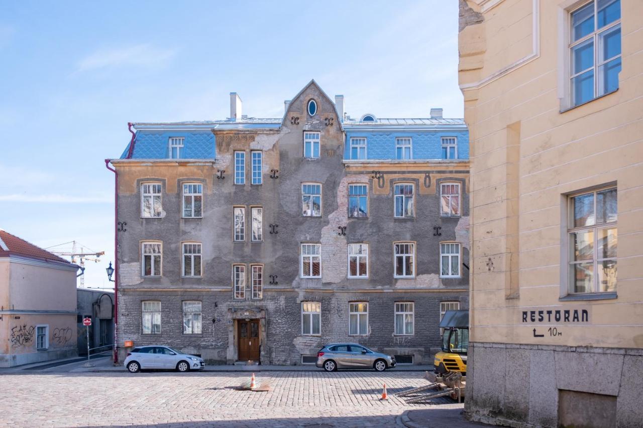 Old Town Studio Apartment - Uus Street 24 タリン エクステリア 写真