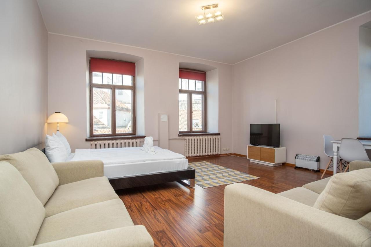 Old Town Studio Apartment - Uus Street 24 タリン エクステリア 写真